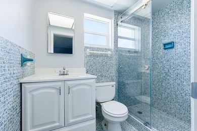 Bring your Boat!!! Docks available!! Waterfront 2-bedroom - photo 11