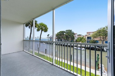Bring your Boat!!! Docks available!! Waterfront 2-bedroom - photo 15