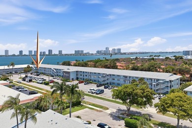 Bring your Boat!!! Docks available!! Waterfront 2-bedroom - photo 23