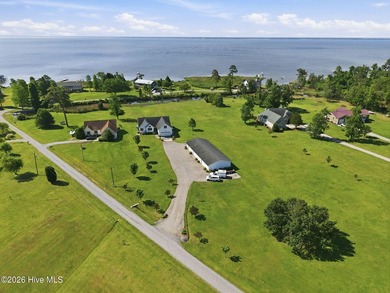 Discover waterfront living! Beautifully situated one-story home - photo 49
