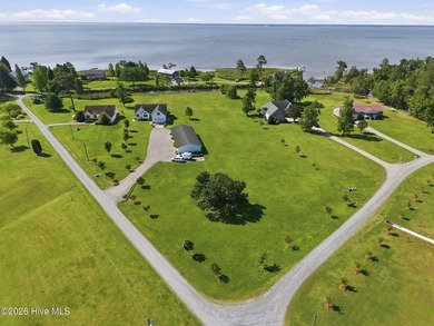 Discover waterfront living! Beautifully situated one-story home - photo 50