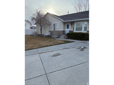 (private lake, pond, creek) Home For Sale in Riverton Utah