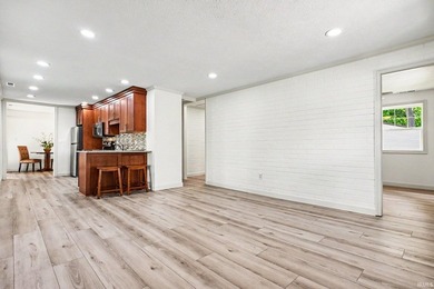 *Open House Saturday June 27th 1pm-3pm* Experience lake living - photo 12