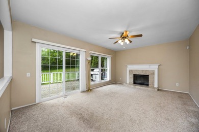 Beautifully situated on a corner lot in a desirable neighborhood - photo 16