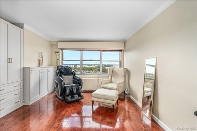 Experience the ultimate in waterfront living in this expansive - photo 18