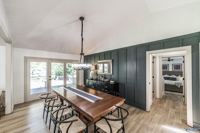 ON DEEP WATER! TWO PRIMARY SUITES! Fully renovated one-level - photo 19