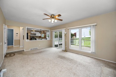 Beautifully situated on a corner lot in a desirable neighborhood - photo 20