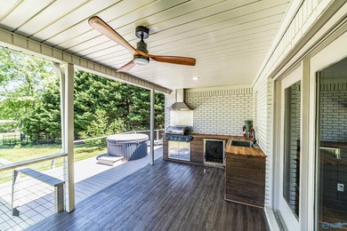 ON DEEP WATER! TWO PRIMARY SUITES! Fully renovated one-level - photo 28