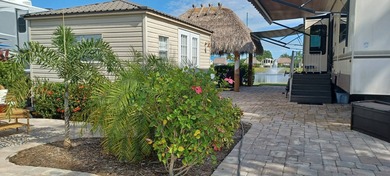 Beautiful Lakefront Lot in a 5-Star Gated Community Experience - photo 6