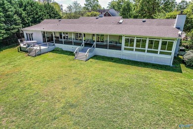 ON DEEP WATER! TWO PRIMARY SUITES! Fully renovated one-level - photo 45