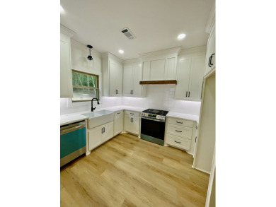 Beautiful New Lake Eddins Home!! - photo 8