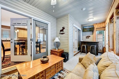Big Boulder Ski Area Views - 4 Bedroom with Heated 4 Season Room - photo 7
