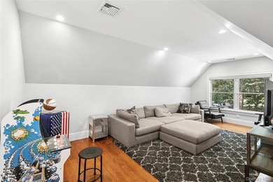 Welcome to the epitome of elegance and comfort at 3470 N Bayview - photo 13