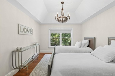 Welcome to the epitome of elegance and comfort at 3470 N Bayview - photo 14