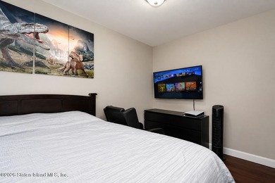 Welcome to 285 Lockman Avenue, a spacious and beautifully - photo 21