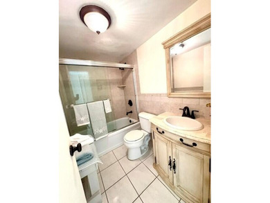 Immaculate second floor, partially furnished, one bedroom one - photo 24