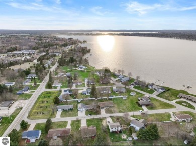 Lake Cadillac Lot For Sale in Cadillac Michigan