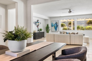 POINT OF VIEW - MORNING LIGHT, MOUNTAIN VIEWS AND A POOL THAT