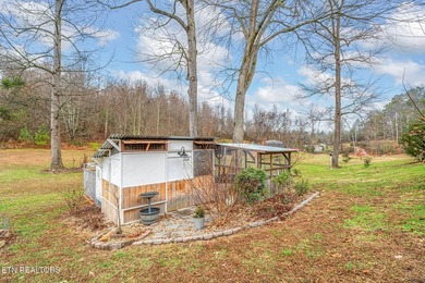 Welcome to 124 Mac Ivey Lane -- a home that instantly gives you - photo 32