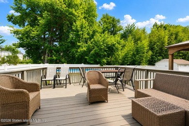 Welcome to 285 Lockman Avenue, a spacious and beautifully - photo 32