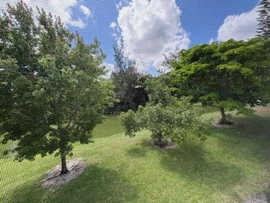 Immaculate second floor, partially furnished, one bedroom one - photo 33