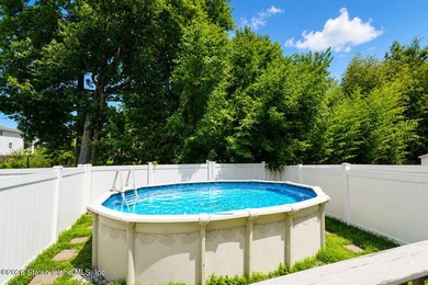 Welcome to 285 Lockman Avenue, a spacious and beautifully - photo 33
