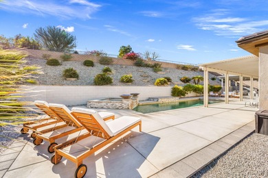 POINT OF VIEW - MORNING LIGHT, MOUNTAIN VIEWS AND A POOL THAT