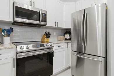 Welcome to urban sophistication in the heart of Downtown West - photo 9