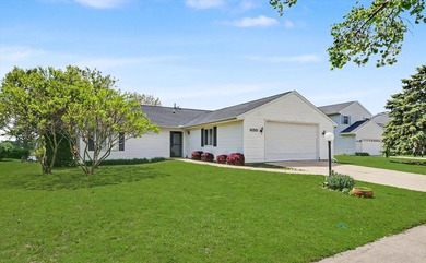 Welcome to 3403 Timberline Drive-an inviting and thoughtfully - photo 2