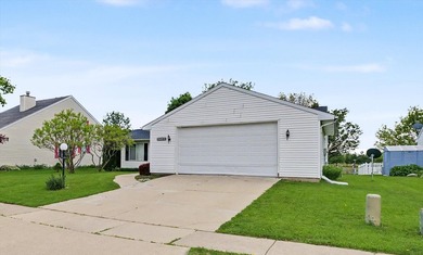 Welcome to 3403 Timberline Drive-an inviting and thoughtfully - photo 3