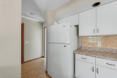 Welcome to 3403 Timberline Drive-an inviting and thoughtfully - photo 10