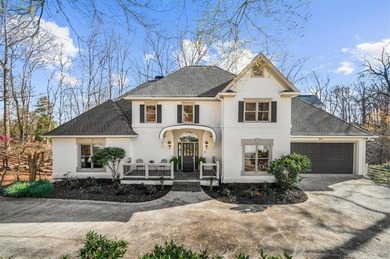 **BACK ON MARKET - BUYER TRANSFERRED**Prime Lake Lanier location - photo 2