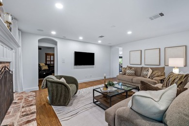 Discover an extraordinary lakeside retreat nestled in one of Oak - photo 12
