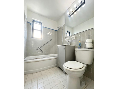 NO INTERVIEW Garden-Style 3 Bedroom Coop for Sale in Kew Garden - photo 15