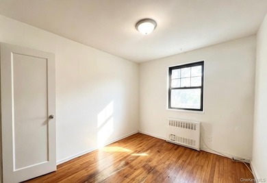 NO INTERVIEW Garden-Style 3 Bedroom Coop for Sale in Kew Garden - photo 17