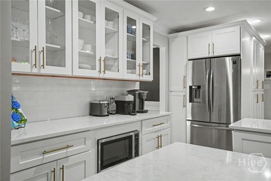 Pristine One-Level Living in the Heart of Marshwood. Experience - photo 18