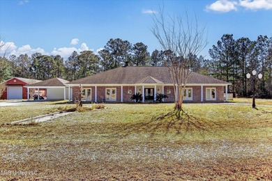 Enjoy privacy and space at this unique Gulfport property - photo 1
