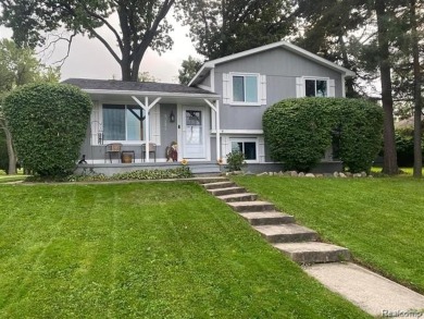 Lake Home For Sale in Waterford, Michigan