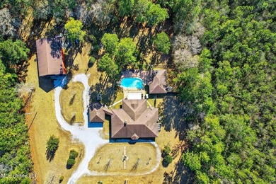 Enjoy privacy and space at this unique Gulfport property - photo 2