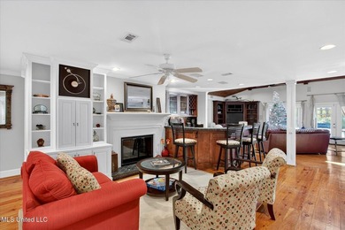 Enjoy privacy and space at this unique Gulfport property - photo 7