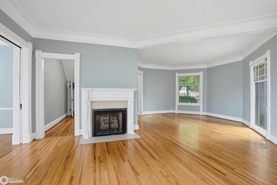 Perched atop the bluff with sweeping views of the Mississippi - photo 8