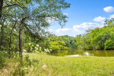 Discover an extraordinary lakeside retreat nestled in one of Oak - photo 34