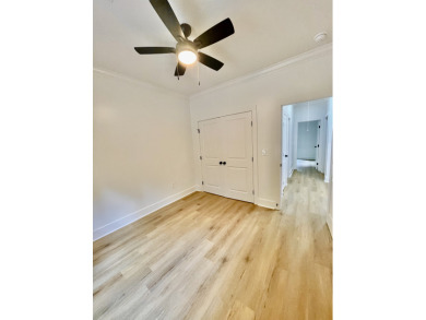Beautiful New Lake Eddins Home!! - photo 28