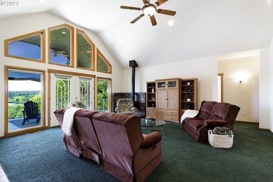 Gorgeous year-round territorial views of the Willamette River - photo 10