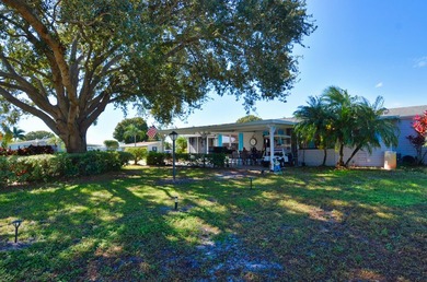 Savanna Club corner lot gem offering relaxed 55+ living. Enjoy - photo 2