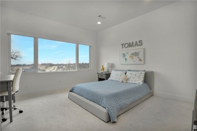Modern luxury on the Shadow Valley golf course! Built in 2022 - photo 20