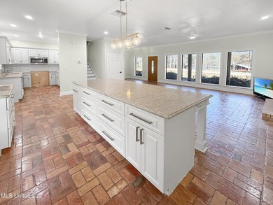 SELLERS ARE MOTIVATED so bring offers!! Tucked behind the gates - photo 9
