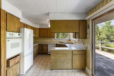 Motivated seller-open to offers. Welcome to the kind of property - photo 5
