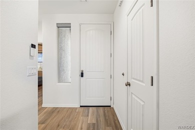 Fully upgraded 2023 build in Eagle View Estates with owned solar - photo 6