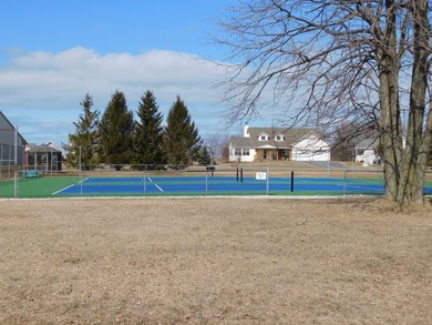 Lake Front community living with low expense on beautiful Lake - photo 2
